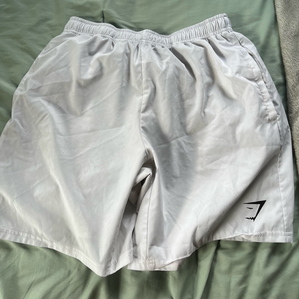 WHITE GYMSHARK SHORTS